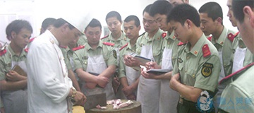 軍地兩用人才培訓花絮(圖18)