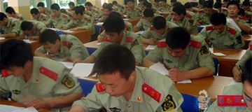 軍地兩用人才培訓花絮(圖16)